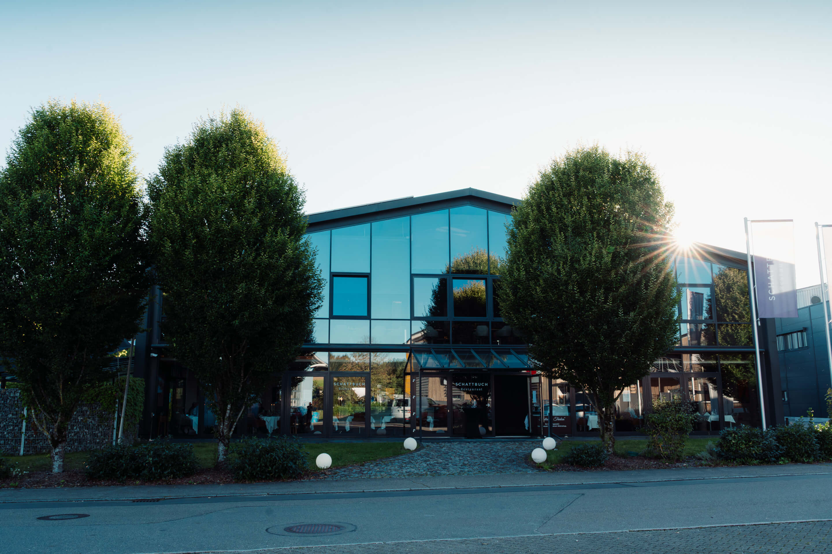 Aussenansicht auf das Schattbuch-Gebäude in 88279 Amtzell