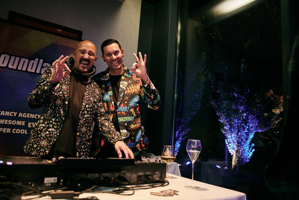 Bild des Duos Marc Spieler, Saxophonist, und DJ Chen von Soundlabor